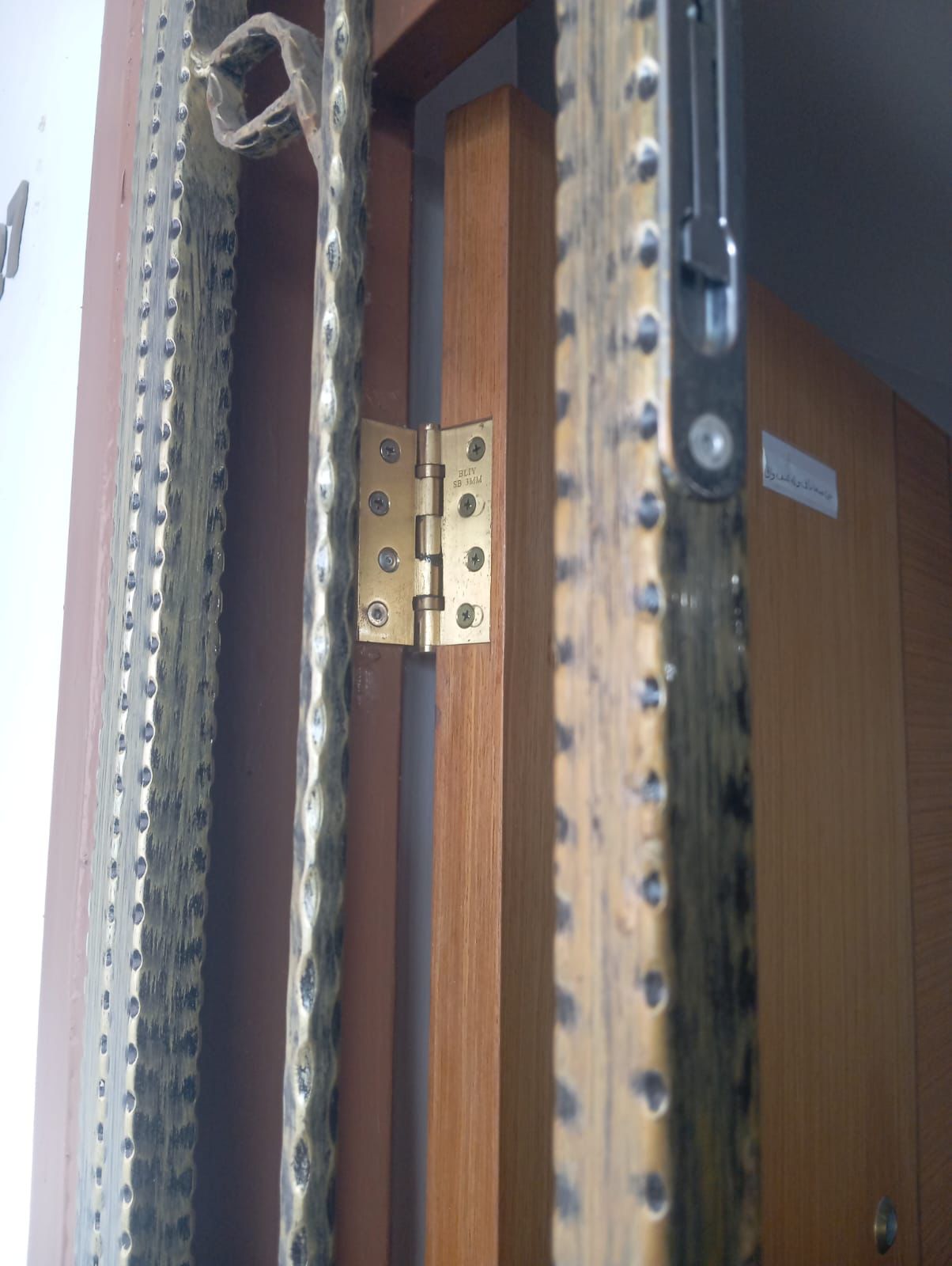 Fix It Fast: Professional Door Repair Services in Singapore